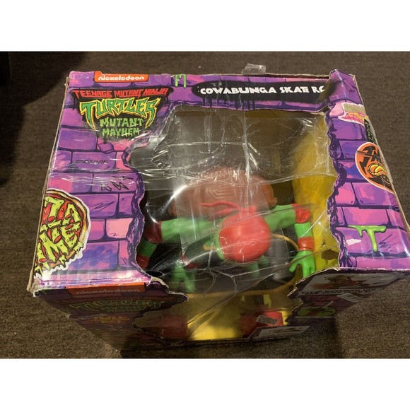 Teenage Mutant Ninja Turtles Giant Cowabunga Skate RC Raphael (BRAND NEW) - Picture 4 of 7